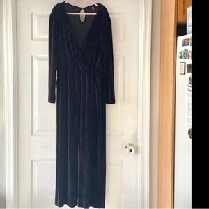 SHEIN Black Velvet Curve jumper 2XL